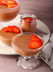 Homemade chocolate mousse in bowls