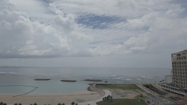 Rising Sea Level at Empty Beach in Chatan Okinawa &ndash; 9 Seconds
