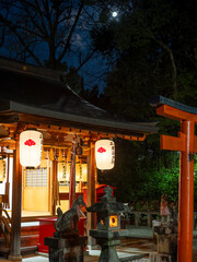 御扉が開けられた元旦の稲荷神社