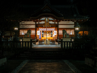御扉が開かれた元旦の神社