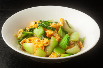 青梗菜と卵の炒め物