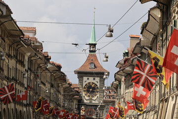 Obraz premium Bern old town center with the clock tower in the background, Switzerland
