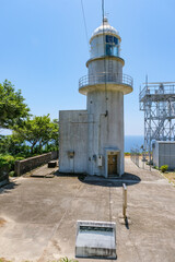 甑島列島最南端にある釣掛埼灯台