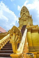 プノンペンの仏教寺院であるワットウナロム