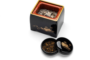 漆塗りの香炉と香合のセット