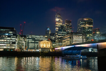 Obraz premium london skyline at night