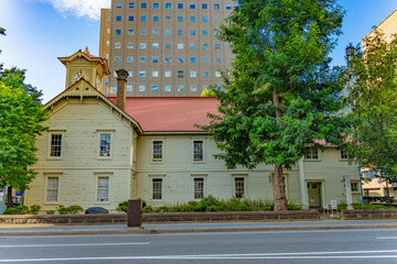 北海道　青空と札幌の札幌時計台