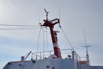 砕氷船のアンテナ
