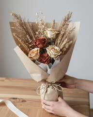 Sustainable Dried Flower Bouquet in Reusable Wrapping - Eco-Friendly Long-Lasting Gift
