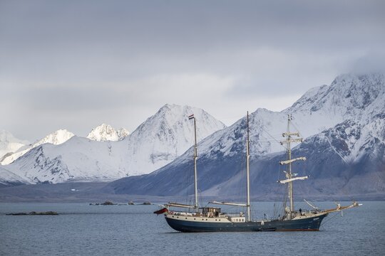 Barkentine Antigua, Spitsbergen, Svalbard, Norway
