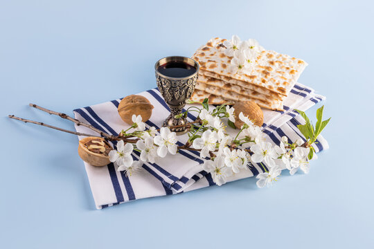 Passover celebration with matzah and blossoms