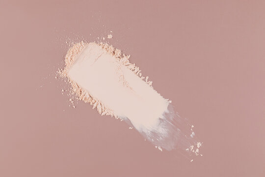 Compact powder on a neutral surface