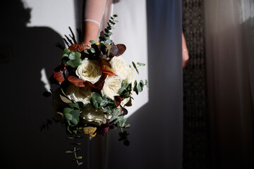 Bridal bouquet elegance in natural light