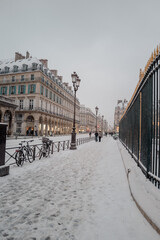 Paris sous la neige en hiver