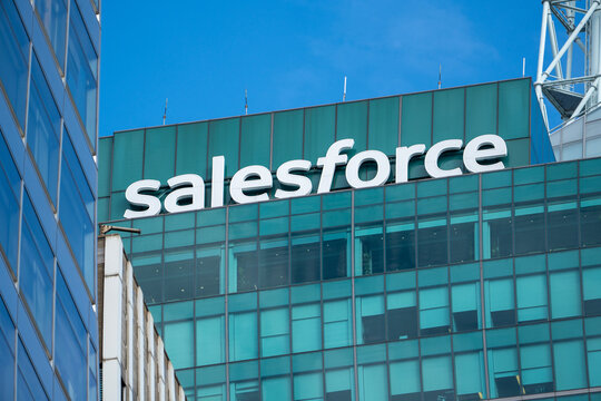New York, USA - November 23, 2025: High above a glass building near Bryant Park, the &ldquo;salesforce&rdquo; rooftop sign towers over New York City, symbolizing tech innovation within the iconic urban skyline.