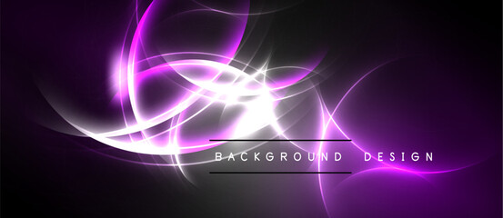 Obraz premium Abstract purple light streaks form dynamic curves. Dark background emphasizes glowing lines, creating modern visual effect.