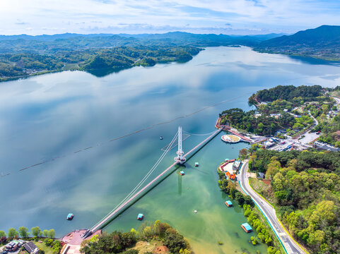 충남 예산군 예당호 출렁다리