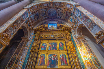 Obraz premium NOVARA, ITALY JANUARY 11, 2025 - Inner of Basilica of San Gaudenzio in Novara, Piedmont, Italy