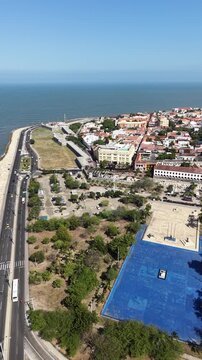 Baluarte de San Francisco Javier, Cartagena de Indias: Vista A&eacute;rea de Murallas y Centro Hist&oacute;rico | Aerial View of the Bastion, Historic Walls and Colonial City in Colombia.