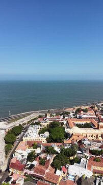 Baluarte de San Francisco Javier, Cartagena de Indias: Vista A&eacute;rea de Murallas y Centro Hist&oacute;rico | Aerial View of the Bastion, Historic Walls and Colonial City in Colombia.