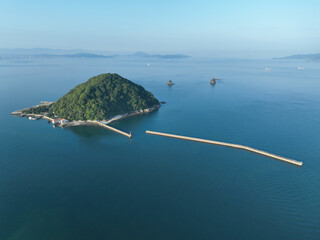 愛媛県松山市　早朝の鹿島の風景