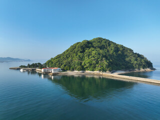 愛媛県松山市　早朝の鹿島の風景