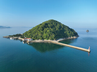 愛媛県松山市　早朝の鹿島の風景
