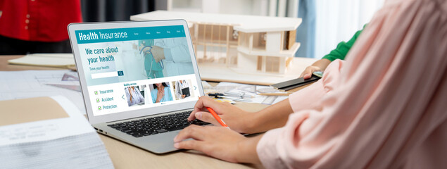 Health insurance web site brisk registration system for easy form filling