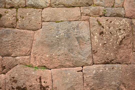 incas stone wall 