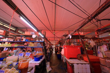  Khlong Toei Market, a fresh food market with a huge range of fresh produce, from fruit, veg to meat and seafood in Khlong Toei, Bangkok, Thailand