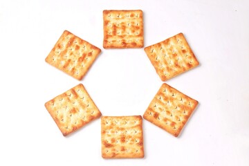 Delicious square thin crispy crackers
