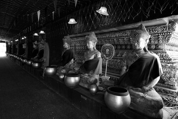 Temple statues and carving intricate designs and patterns from around the world temples and places of worship Asia