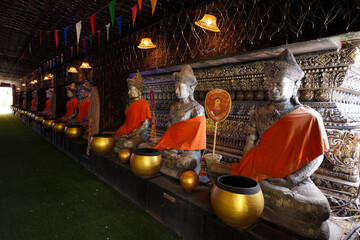 Temple statues and carving intricate designs and patterns from around the world temples and places of worship Asia