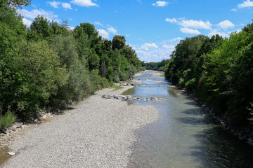 fluss emmental kirchberg flussbett steine