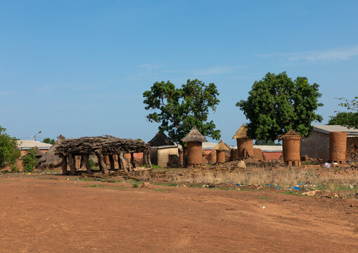 Granaries with thatched roofs in a Senufo village, Savanes district, Niofoin, Ivory Coast