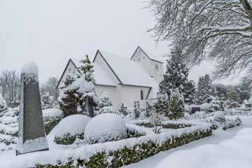 07-01-2026 Snow on Danish village church