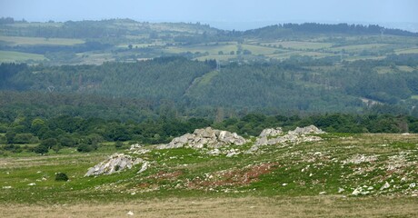 Dans les Monts d'Arr&eacute;e en Bretagne Cornouaille Finist&egrave;re France