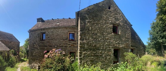 Une maison &agrave; Commana dans les monts d'Arr&eacute;e en Bretagne Cornouaille Finist&egrave;re France