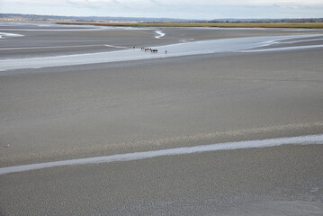 Baie du Mont-Saint-Michel &agrave;&nbsp;mar&eacute;e&nbsp;basse&nbsp;en Normandie	