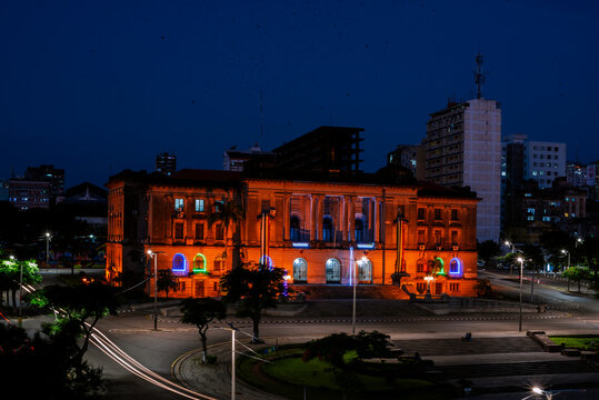 Maputo, Pra&ccedil;a da Independ&ecirc;ncia