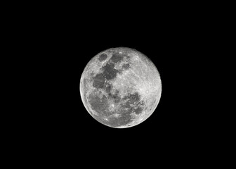 Obraz premium Full moon Jan 1st 2026 captured by Redwane Skiredj