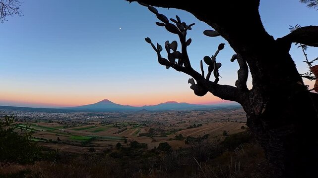 Popocatepetl and iztaccihuatl volcanoes at dawn