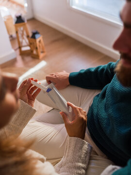 Couple ready to check if they will become parents 
