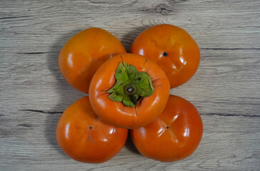 濃厚な甘みの九度山産の富有柿