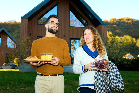 Couple relishes outdoor moments together