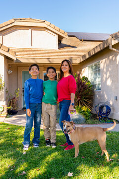 family dog portrait house