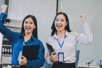 Businesswomen having discussion in office