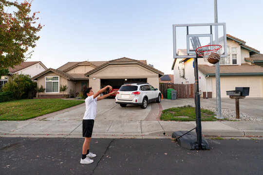 playing basketball street 