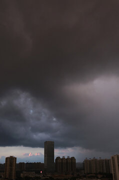 Cityscape before the storm