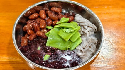 Ce Hun Tiau Traditional Chinese Indonesian Dessert From Pontianak With Sagu Gunting Coconut Milk and Palm Sugar